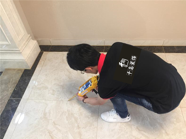 美縫好不好？瓷磚用勾縫劑還是美縫劑